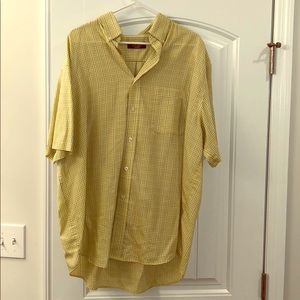 Roundtree and Yorke shortsleeved dress shirt